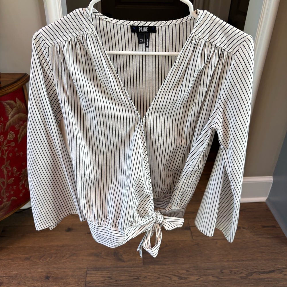 PAIGE Women's Black and White Striped Weap Blouse